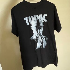 TUPAC GRAPHIC SHORT SLEEVE TSHIRT